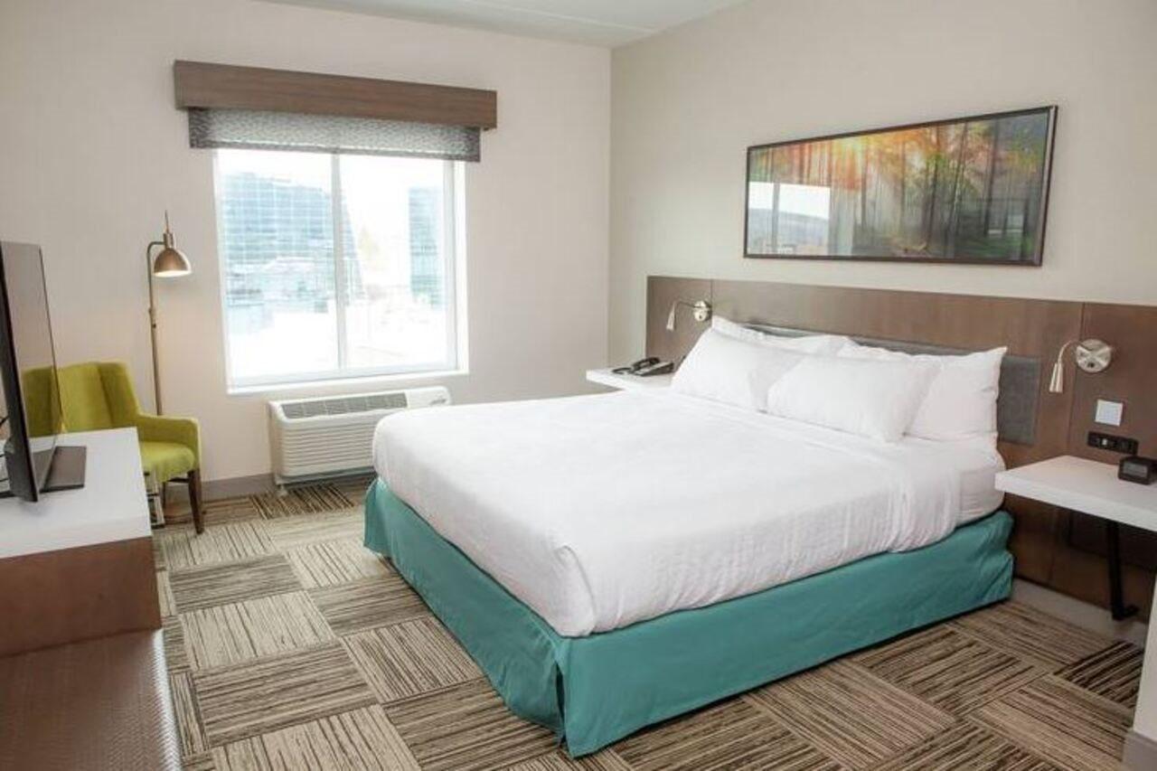 Hilton Garden Inn Corning Downtown Zewnętrze zdjęcie