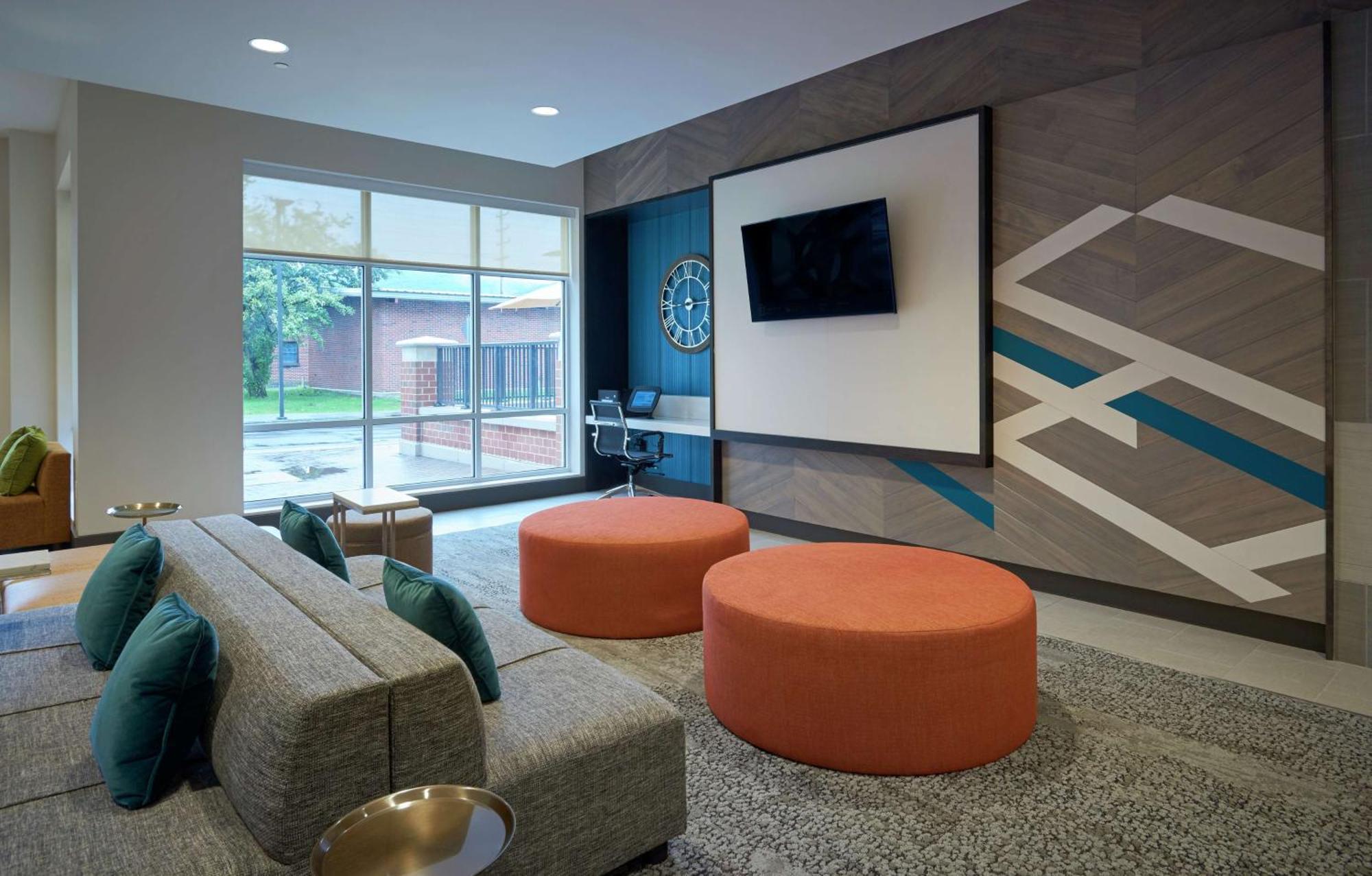Hilton Garden Inn Corning Downtown Zewnętrze zdjęcie